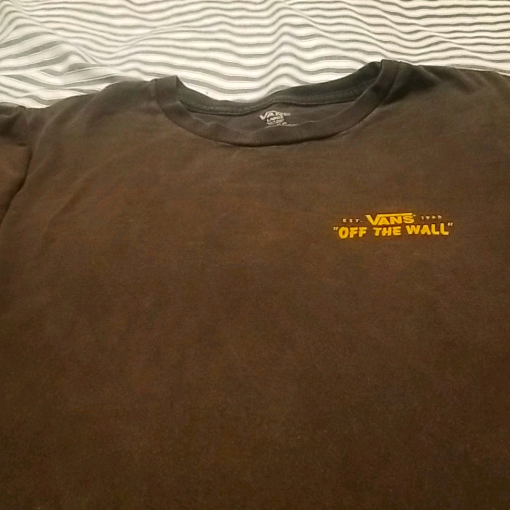 VANS OFF THE WALL TSHIRT LARGE